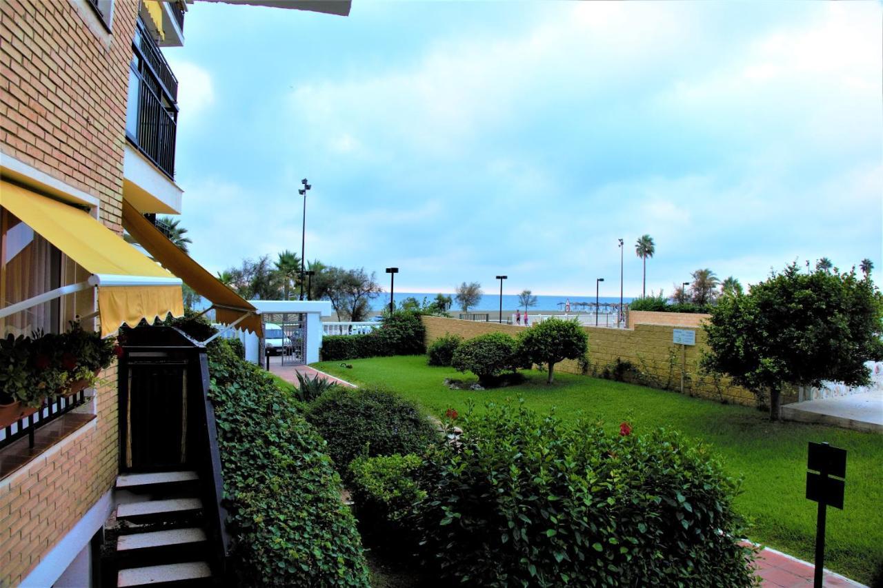 Fuengirola Playa Beachfront エクステリア 写真